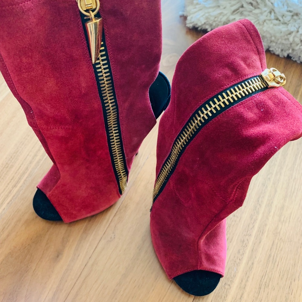 Giuseppe zanotti  burgundy booties